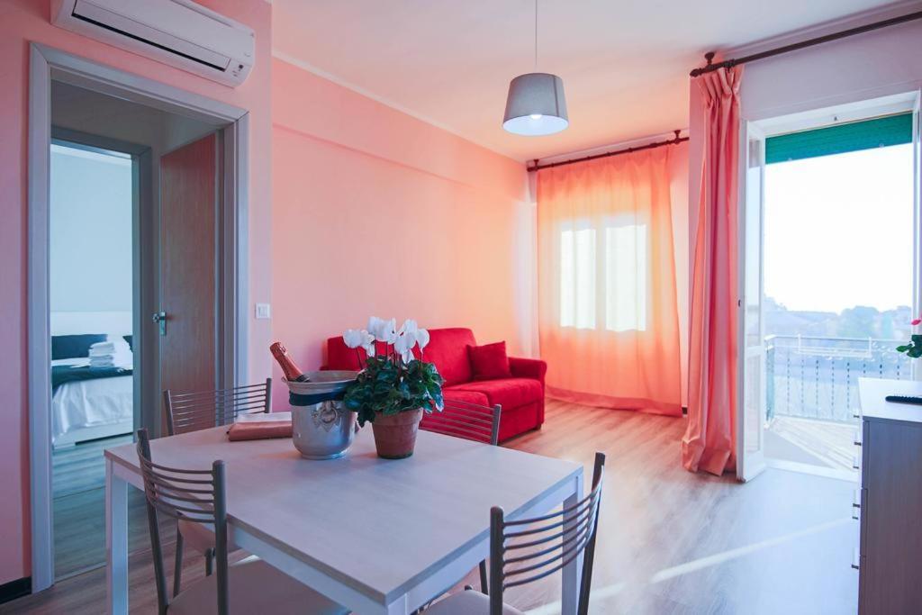Residence Riviera Mare Пьетра-Лигуре Экстерьер фото