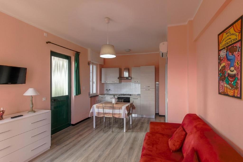 Residence Riviera Mare Пьетра-Лигуре Экстерьер фото